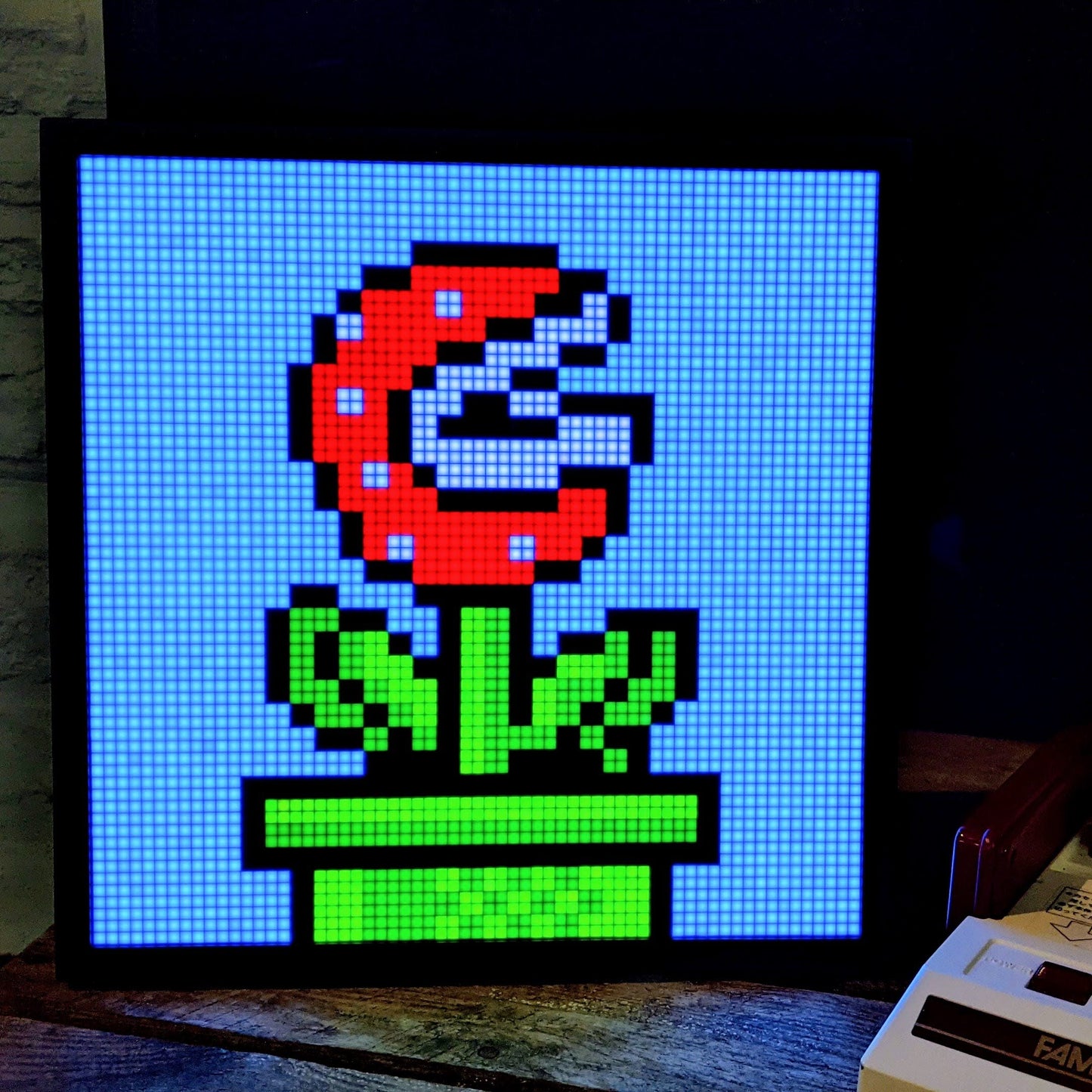 Divoom Pixoo 64 pixel art display