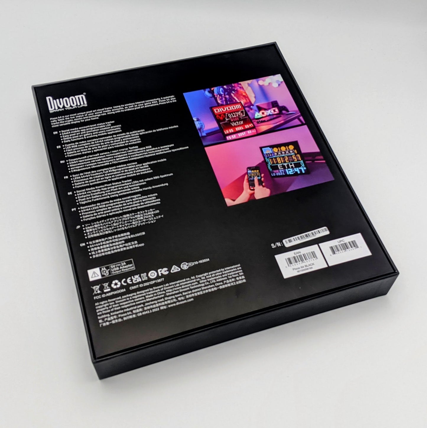 Divoom Pixoo 64 pixel art display